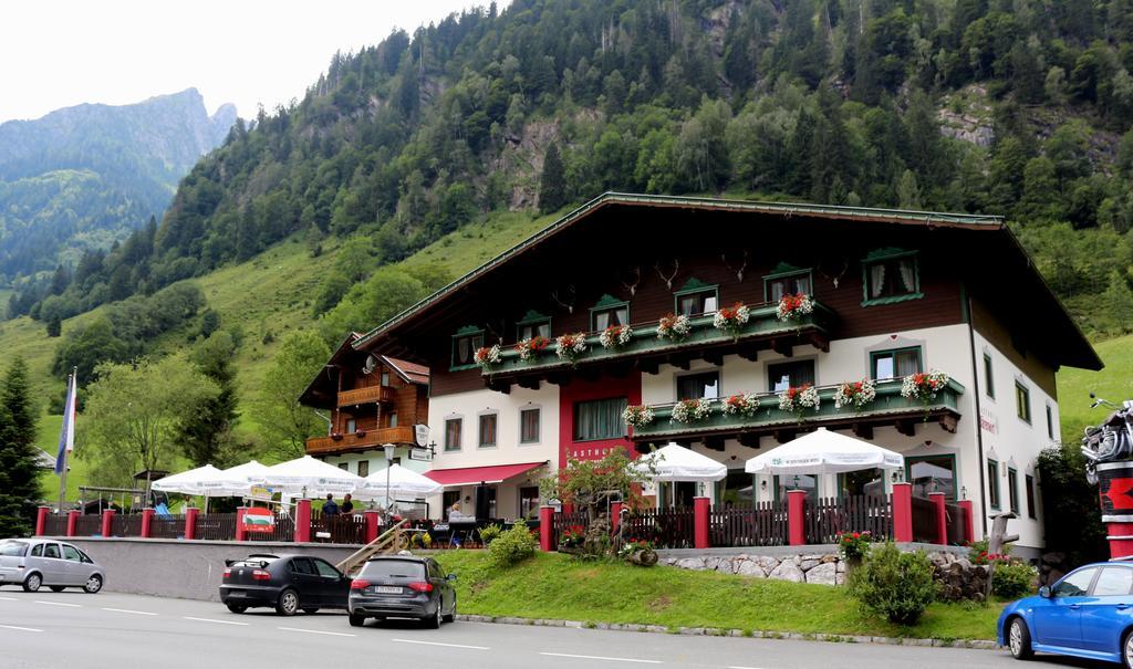 Gasthof Baerenwirt Hotell Fusch an der Grossglocknerstrasse Exteriör bild